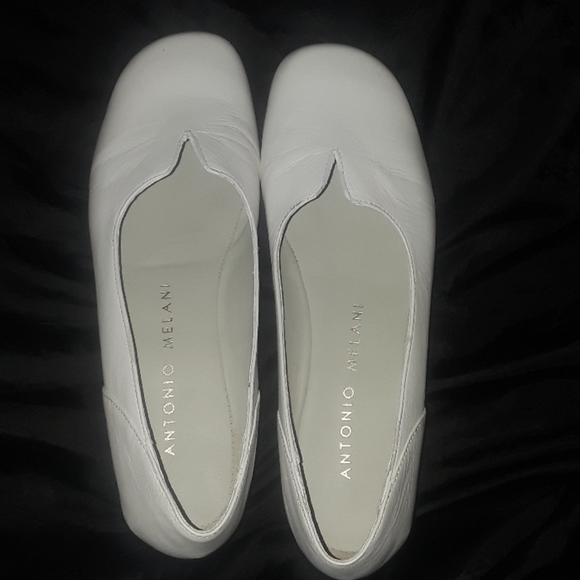 ANTONIO MELANI Shoes - White Antonio Melani flats.